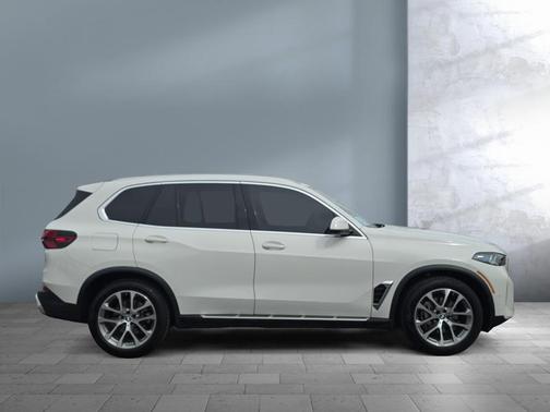 White 2026 BMW X5 xDrive40i
