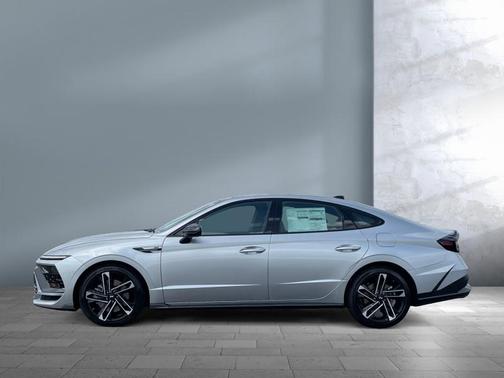 2025 Hyundai SONATA N Line