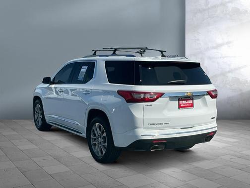 Summit White 2018 Chevrolet Traverse Premier