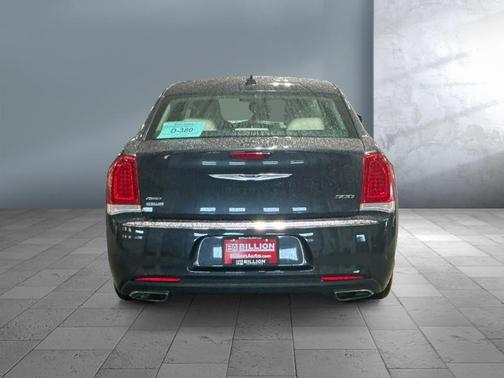 2018 Chrysler 300 Limited