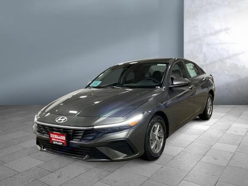 Amazon Gray 2026 Hyundai ELANTRA SE