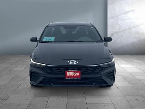 2025 Hyundai ELANTRA Sport