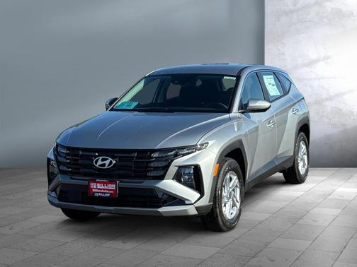 Shimmering Silver 2026 Hyundai TUCSON SE