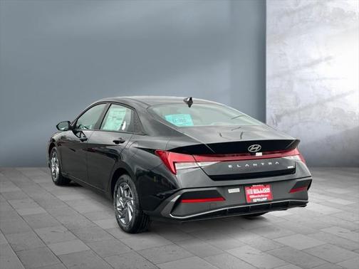 2024 Hyundai ELANTRA HEV Blue