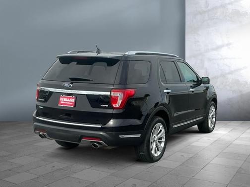 Agate Black Metallic 2019 Ford Explorer Limited