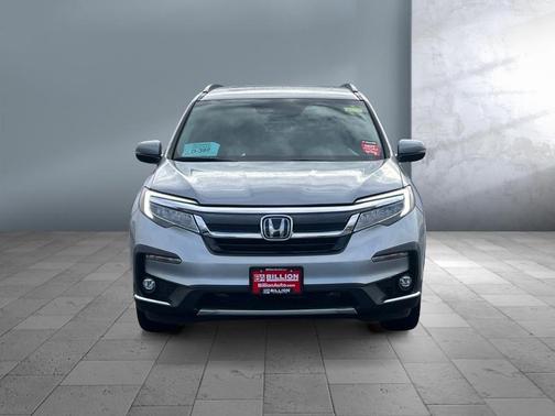2019 Honda Pilot Touring 8-Passenger