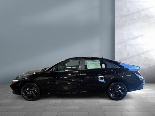 2026 Hyundai ELANTRA Sport