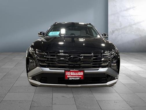 Phantom Black 2026 Hyundai TUCSON Limited