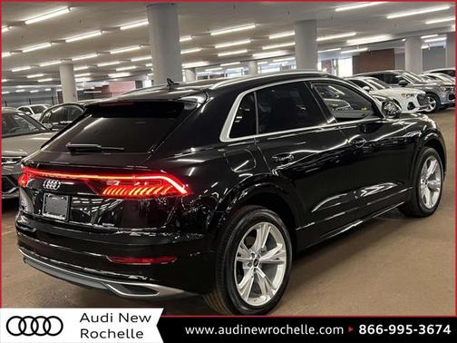 2022 Audi Q8 55 Premium Plus