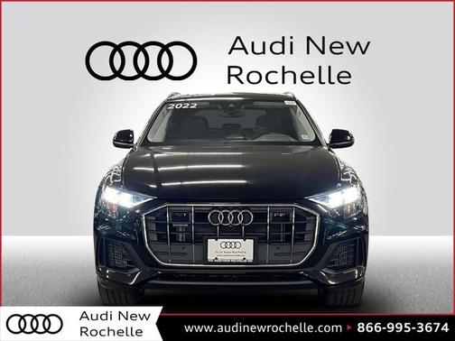 2022 Audi Q8 55 Premium Plus