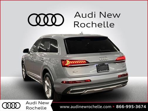 2022 Audi Q7 55 Premium