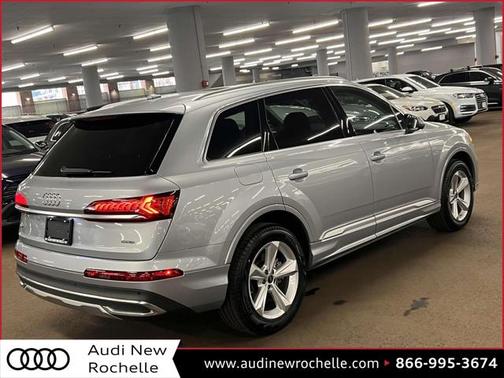 2022 Audi Q7 55 Premium