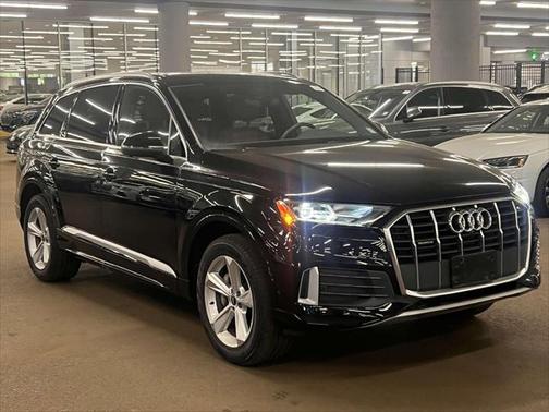 2021 Audi Q7 45 Premium