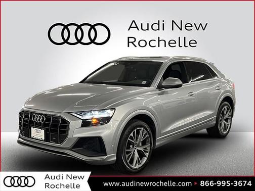 2022 Audi Q8 55 Premium Plus