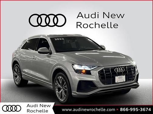 2022 Audi Q8 55 Premium Plus