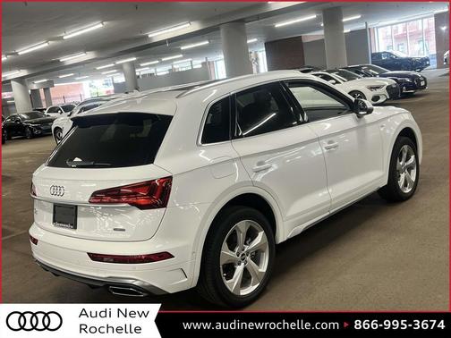 2022 Audi Q5 45 S line Prestige