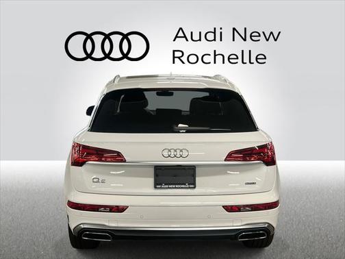 2022 Audi Q5 45 S line Prestige