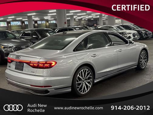 2022 Audi A8 L 55 TFSI quattro Tiptronic