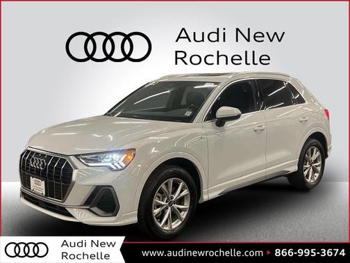 2022 Audi Q3 45 S line Premium Plus