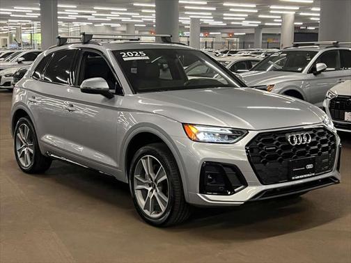 2025 Audi Q5 45 S line Premium
