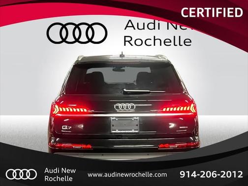 2022 Audi Q7 45 Premium Plus