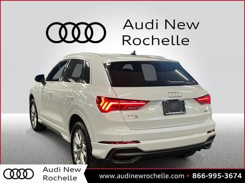 2025 Audi Q3 Premium 45 TFSI S line quattro Tiptronic