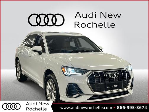 2025 Audi Q3 Premium 45 TFSI S line quattro Tiptronic
