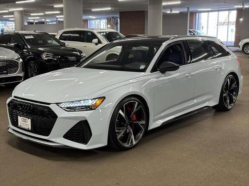 2021 Audi RS 6 Avant TFSI quattro Tiptronic