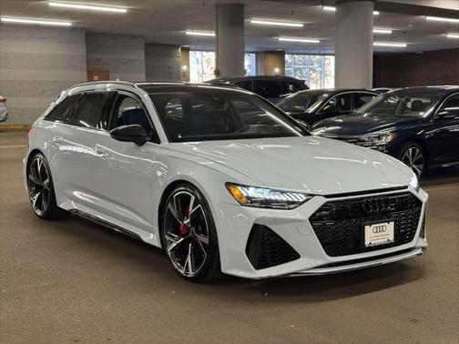 2021 Audi RS 6 Avant TFSI quattro Tiptronic