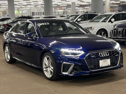 2022 Audi A4 45 S line Premium Plus