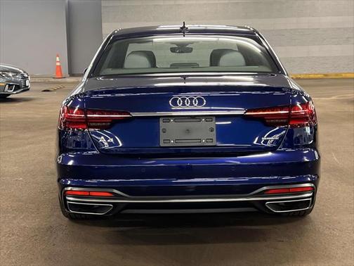 2022 Audi A4 45 S line Premium Plus