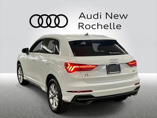 2024 Audi Q3 45 S line Premium Plus