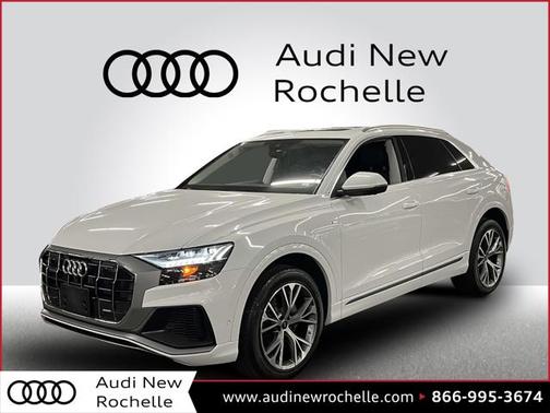 2023 Audi Q8 55 Premium Plus