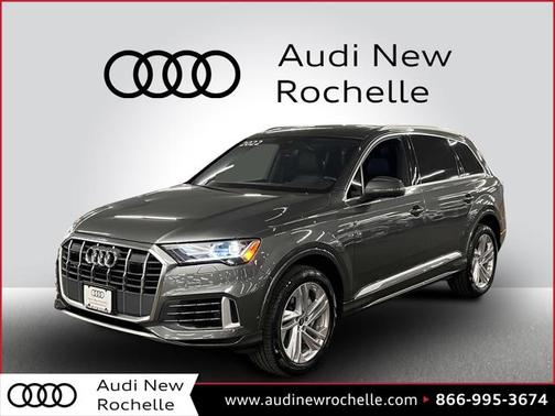 2022 Audi Q7 55 Premium Plus