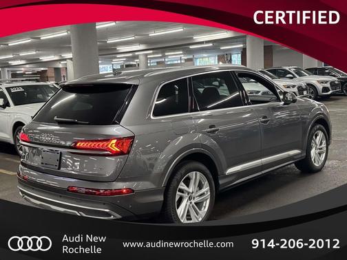 2023 Audi Q7 55 Premium