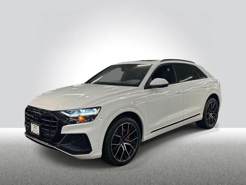 2021 Audi Q8 55 Premium Plus