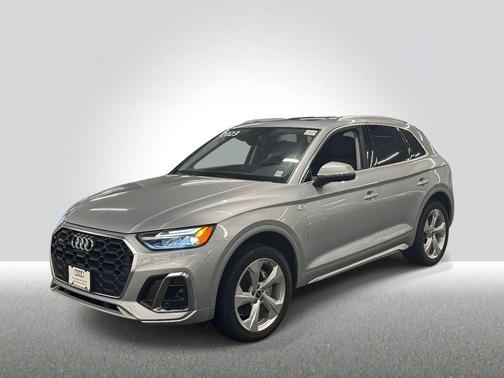 2022 Audi Q5 45 S line Premium Plus
