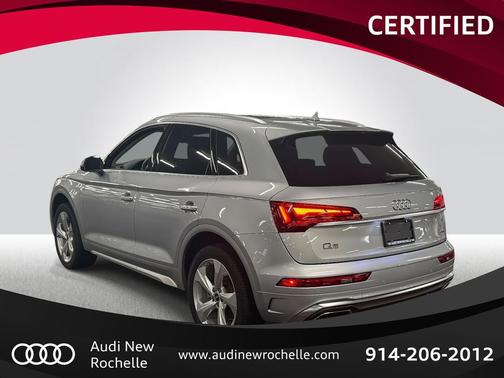 2022 Audi Q5 45 S line Premium Plus