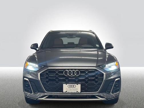 2022 Audi Q5 45 S line Premium Plus