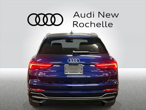 2024 Audi Q3 Premium 45 TFSI S line quattro Tiptronic