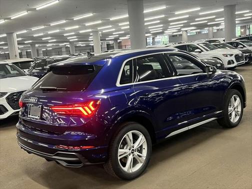 2024 Audi Q3 Premium 45 TFSI S line quattro Tiptronic