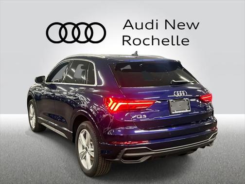 2024 Audi Q3 Premium 45 TFSI S line quattro Tiptronic