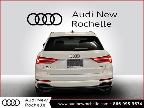 2022 Audi Q3 45 S line Premium Plus
