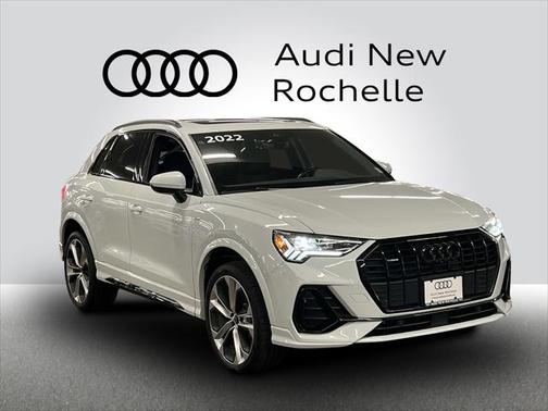 2022 Audi Q3 45 S line Premium Plus