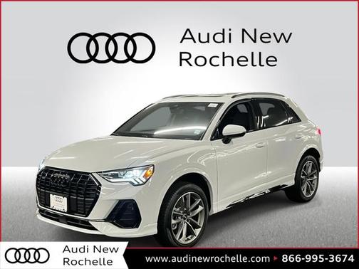 2025 Audi Q3 Premium 45 TFSI S line quattro Tiptronic