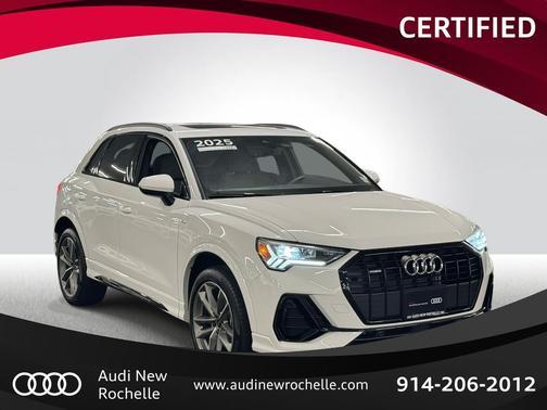 2025 Audi Q3 Premium 45 TFSI S line quattro Tiptronic