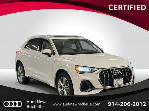 2022 Audi Q3 45 S line Premium