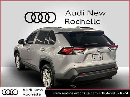 2021 Toyota RAV4 Hybrid XLE