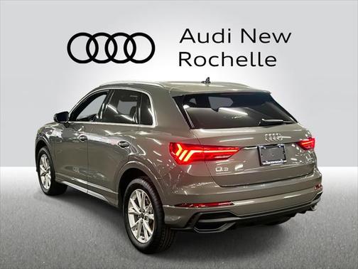 2024 Audi Q3 45 S line Premium Plus