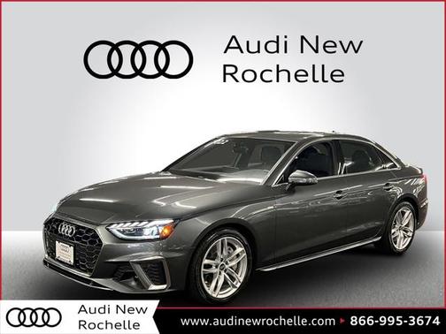 2022 Audi A4 45 S line Premium Plus